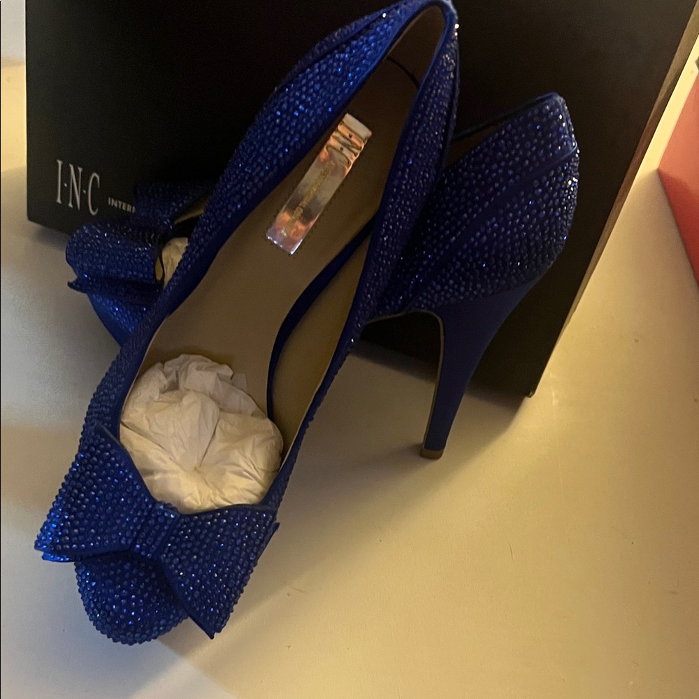 Sz9 INC International Concepts Royal Blue Embellished Platform Stilleto heels - Picture 5 of 8